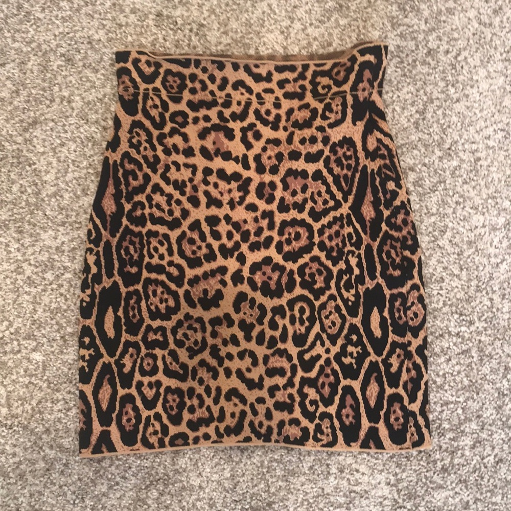 BCBG Maxazria leopard print bandage mini skirt